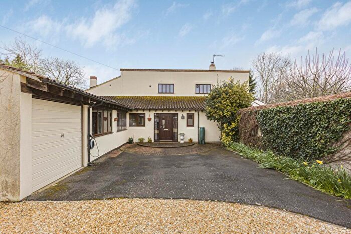 5 Bedroom Detached House For Sale In The Croft, Haddenham, HP17