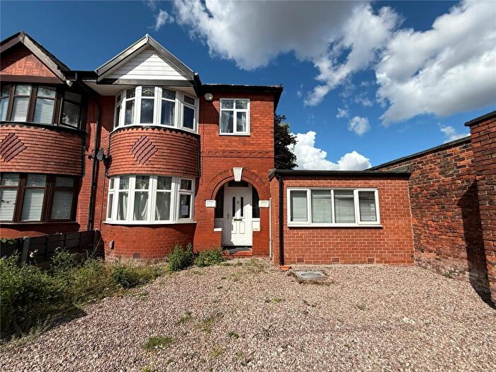 4 Bedroom Semi Detached House For Sale In Moorfield Avenue, Withington, M20