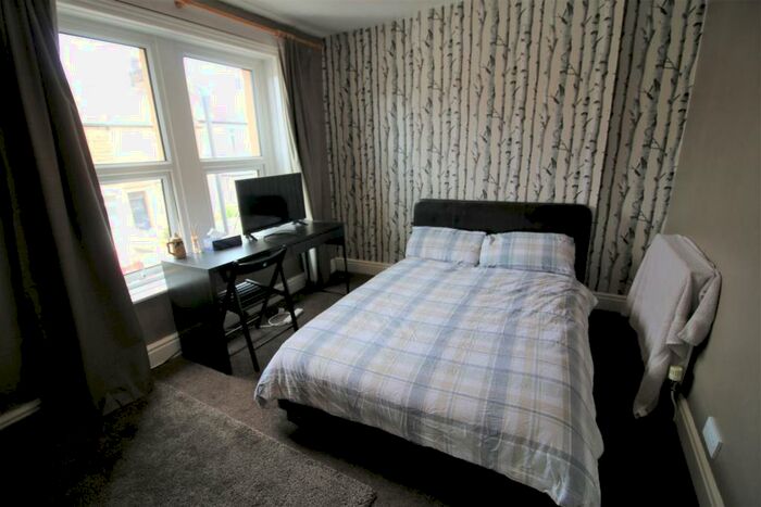 4 Bedroom Private Hall To Rent In Franklin Street, Lancaster, LA1