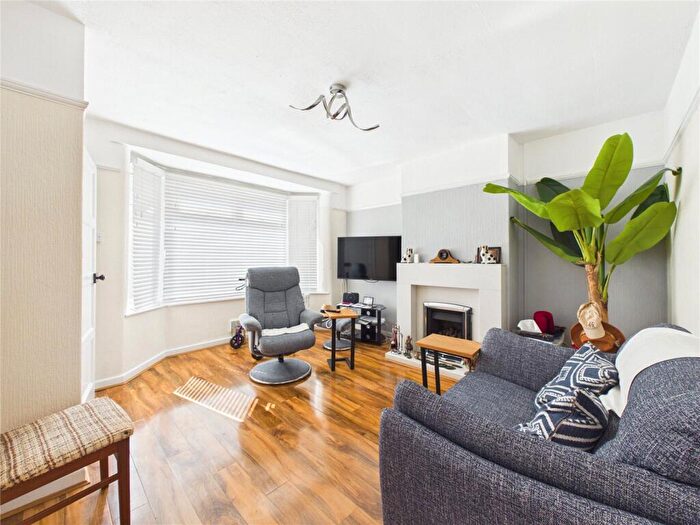 2 Bedroom Semi-Detached House For Sale In Alma Road, Kingswood, Bristol, BS15