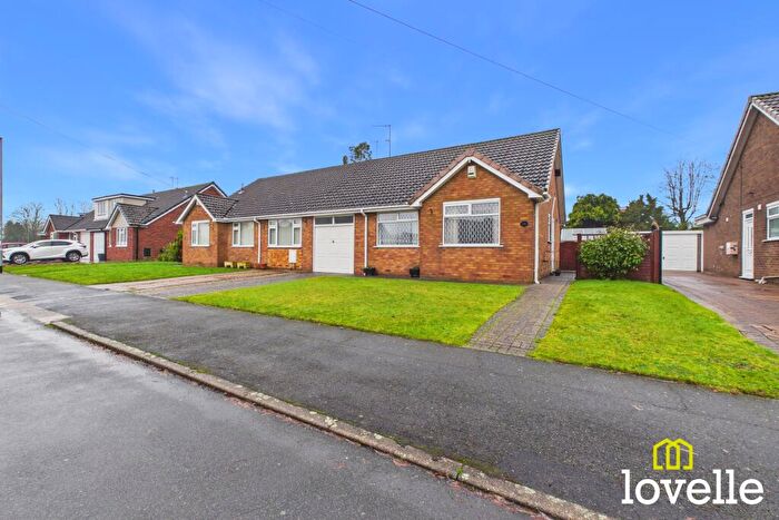 2 Bedroom Bungalow For Sale In Hornbeam Drive, Cottingham, HU16