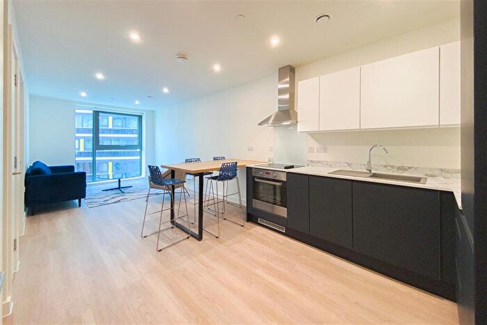 1 Bedroom Apartment To Rent In Embankment West, M3