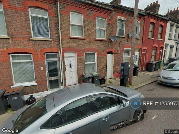 3 Bedroom Terraced House To Rent In Hartley Road, Luton, LU2