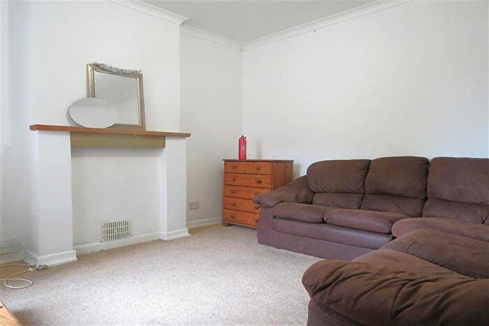 4 Bedroom House To Rent In Bedroom Semi Detached House In Winton, BH9