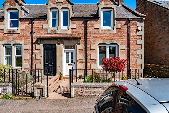 3 Bedroom Semi-Detached House For Sale In Planefield Road, Inverness, IV3