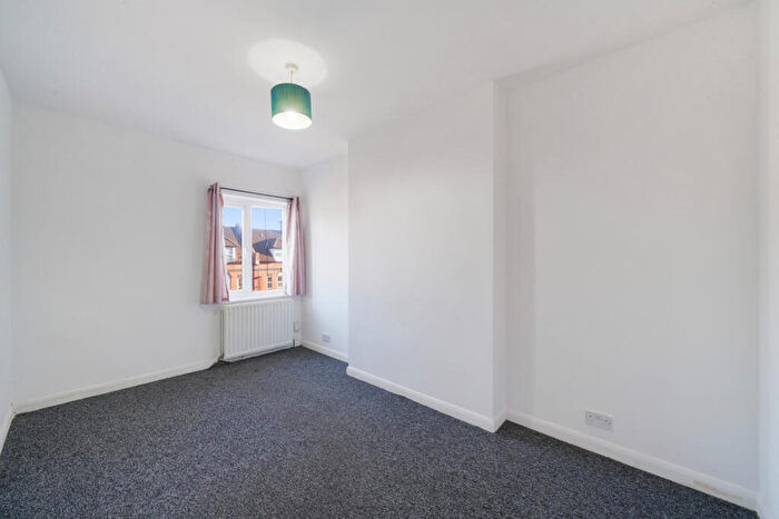 2 Bedroom Flat For Sale In Church Parade, High Street, HA3