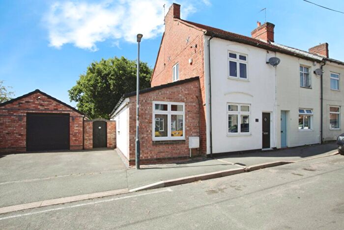 3 Bedroom End Of Terrace House For Sale In Smith Street, Wood End, Atherstone, Warwickshire, CV9
