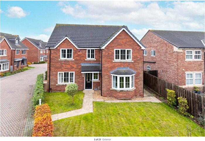 5 Bedroom Detached House For Sale In Barrowby Gardens, Leeds, West Yorkshire, LS15