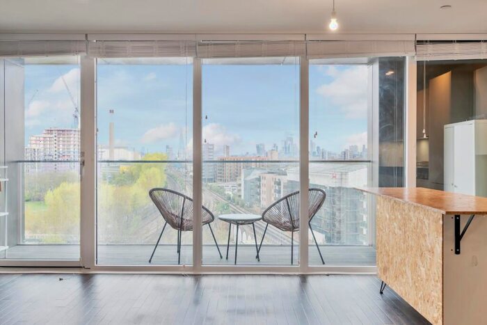 2 Bedroom Apartment To Rent In Cobalt Tower, Moulding Lane, New Cross, London, SE14