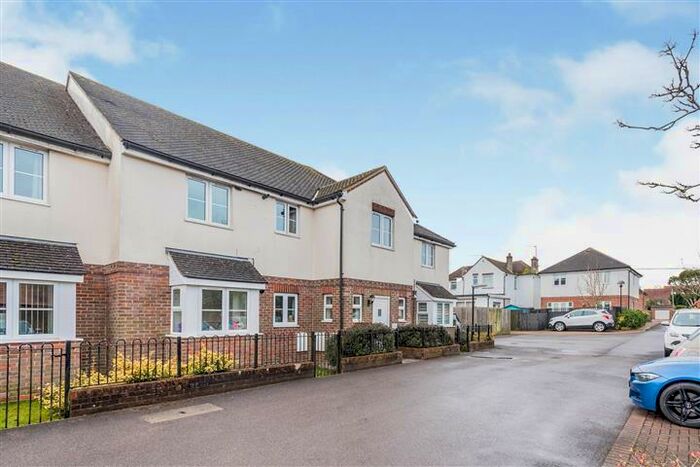 2 Bedroom Apartment To Rent In Marlow Road, Stokenchurch, High Wycombe, HP14