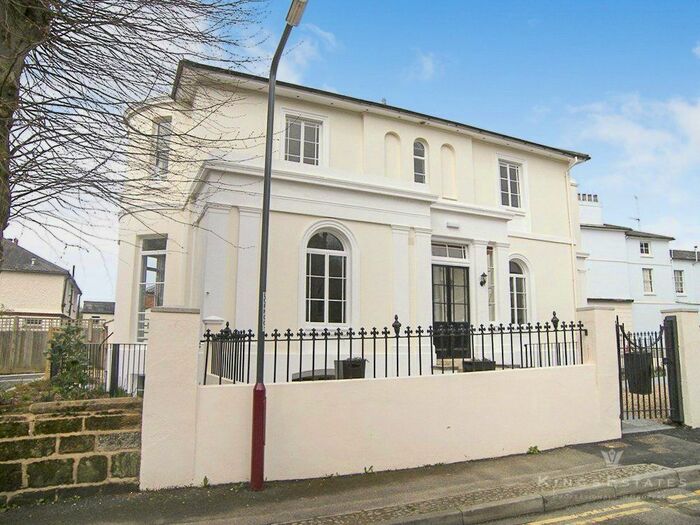 1 Bedroom Flat To Rent In Clarence Road, Tunbridge Wells, TN1