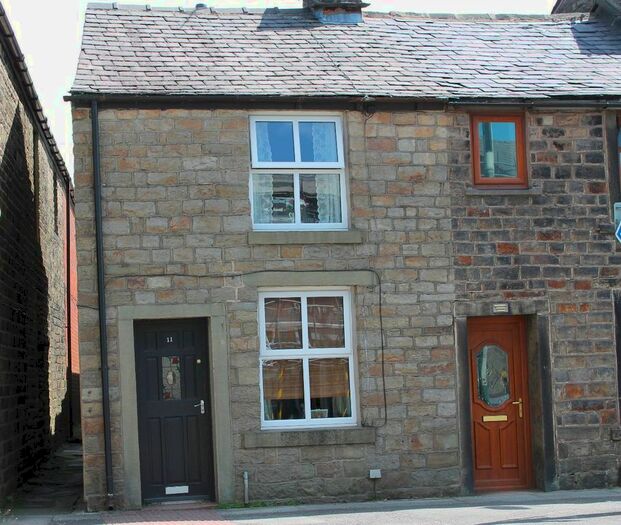 2 Bedroom Cottage To Rent In Market Place, Edenfield, Ramsbottom, Bury, BL0