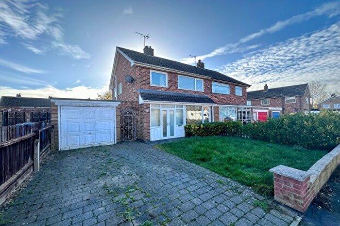 3 Bedroom Semi-Detached House To Rent In Mountsorrel, Loughborough, LE12