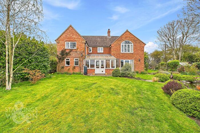 4 Bedroom Detached House For Sale In Hospital Road, Wicklewood, Norwich, NR18