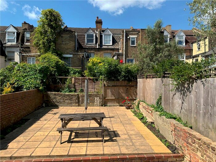 5 Bedroom Detached House To Rent In Medwin Street, Clapham, London, SW4