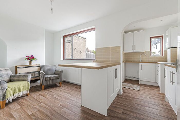 3 Bedroom End Of Terrace House For Sale In Berwick Crescent, Sidcup, DA15