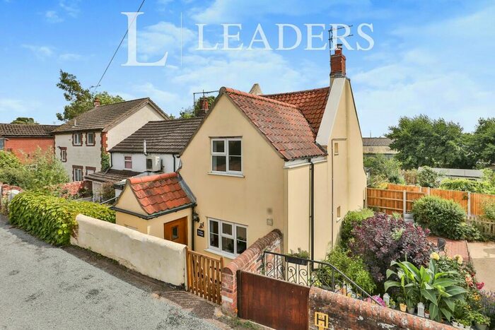 2 Bedroom End Of Terrace House To Rent In Station Road, Reedham, NR13