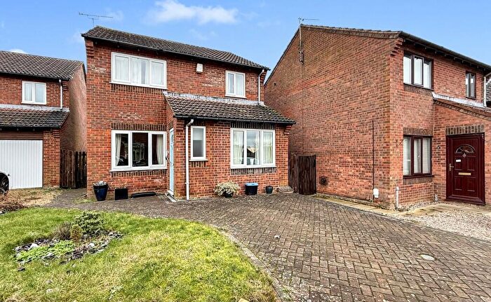 3 Bedroom Detached House For Sale In Farmers Drive, Brackley, NN13