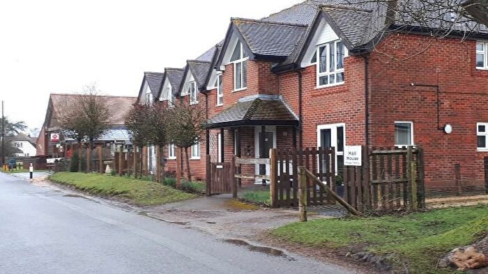 1 Bedroom Flat To Rent In Hale Road, Woodgreen, Fordingbridge, SP6