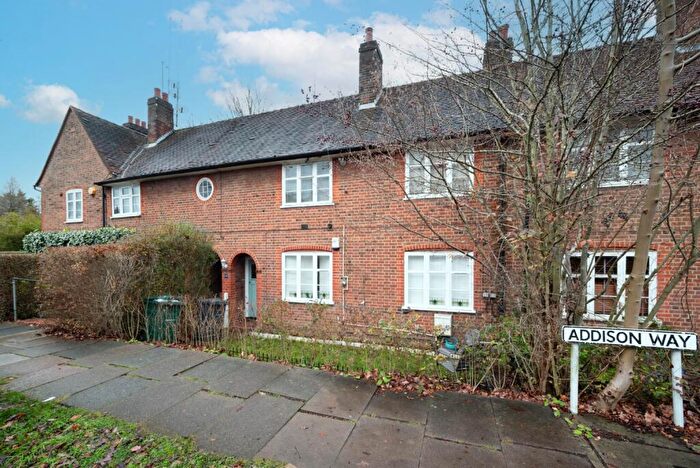 2 Bedroom Flat For Sale In Addison Way, London, NW11