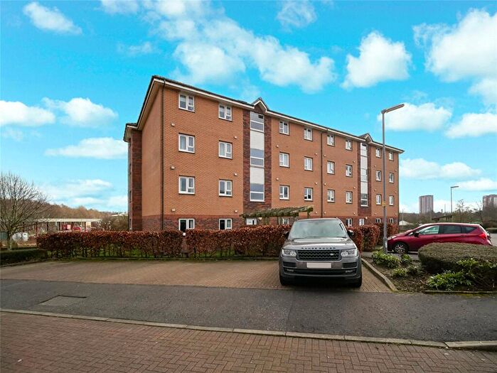 2 Bedroom Flat For Sale In Auchentoshan Terrace, Glasgow, Glasgow City, G21