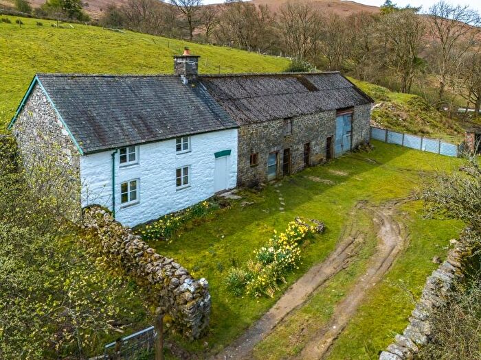 3 Bedroom Cottage For Sale In , LD1