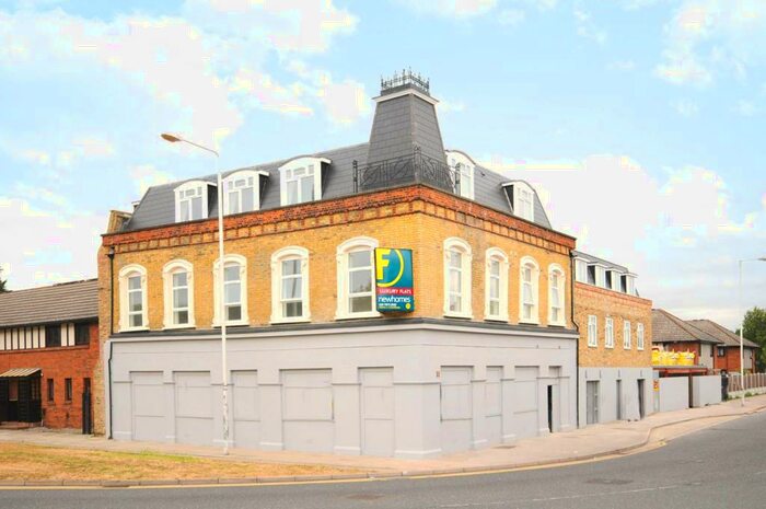 2 Bedroom Flat To Rent In Ferndale Street, Beckton, London, E6