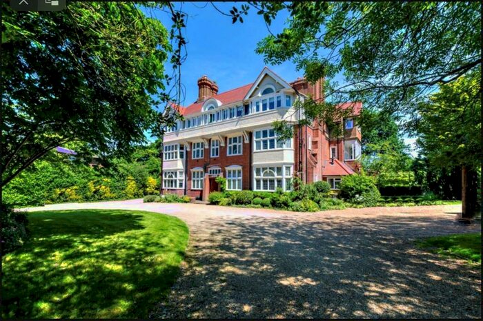 1 Bedroom Apartment To Rent In Abbeyfield, Lower Edgeborough Road, Guildford, GU1