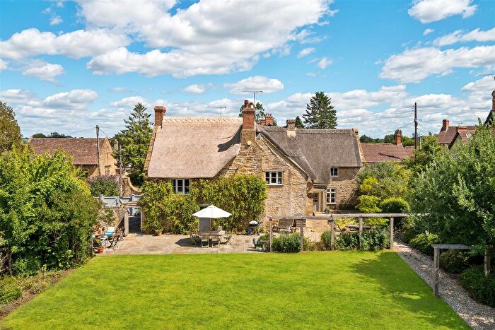 6 Bedroom Detached House For Sale In North Street, Haselbury Plucknett, Crewkerne, TA18