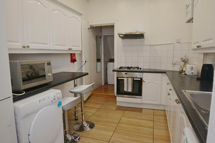 4 Bedroom Terraced House To Rent In Standish Road, Fallowfield, Manchester, M14