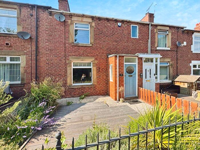 2 Bedroom Terraced House For Sale In Croxdale Terrace, Ryton, NE40