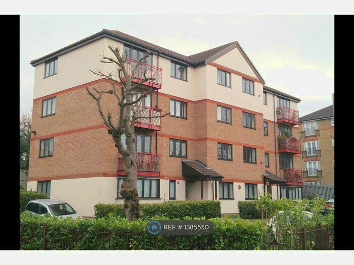 1 Bedroom Flat To Rent In Copse Court, London, SW15