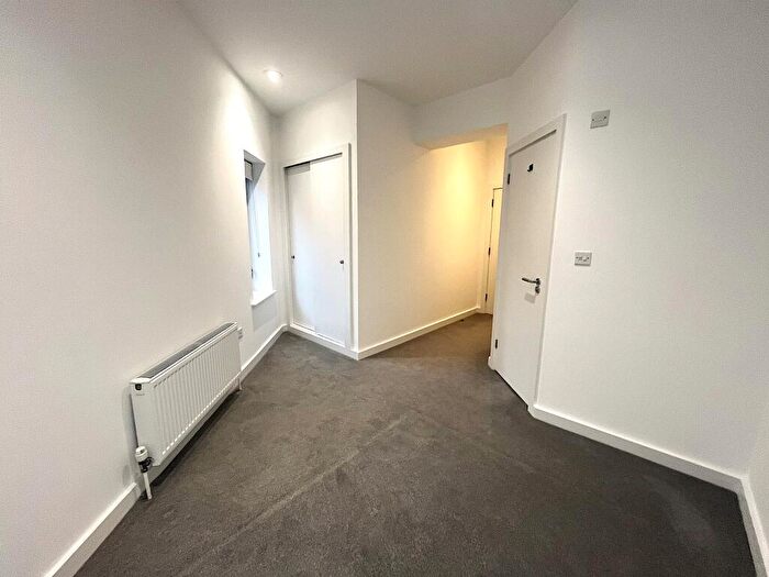 2 Bedroom Apartment To Rent In Southernhay Gardens, Exeter, EX1