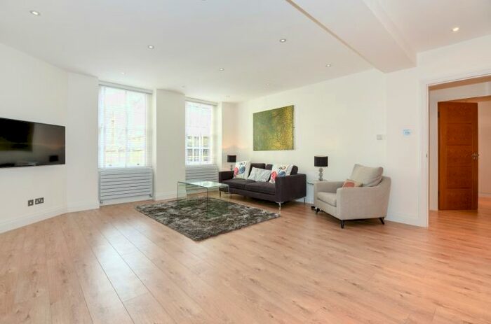 2 Bedroom Flat To Rent In Seymour Place, London, W1H