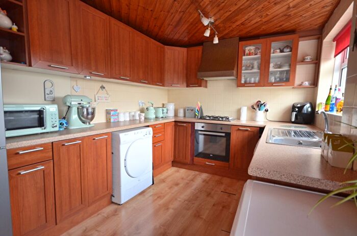 3 Bedroom Terraced House To Rent In Sun Terrace, Chatham, ME5