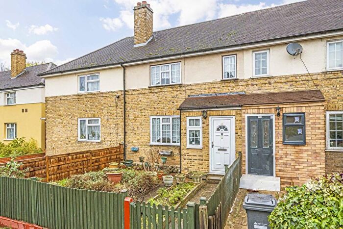 3 Bedroom Terraced House To Rent In Worton Road, Isleworth, TW7