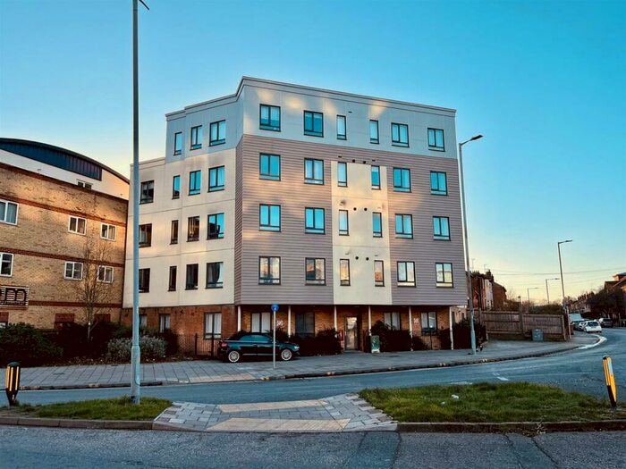 1 Bedroom Apartment To Rent In Rectory Lane, Chelmsford, CM1