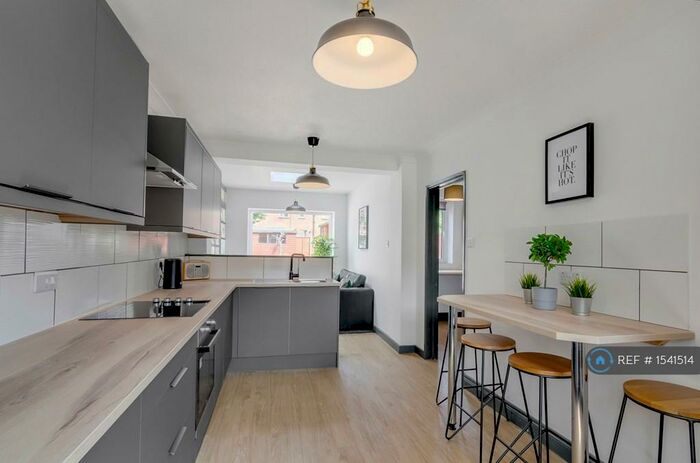 5 Bedroom Semi-Detached House To Rent In Buttermere Road, Norwich, NR5