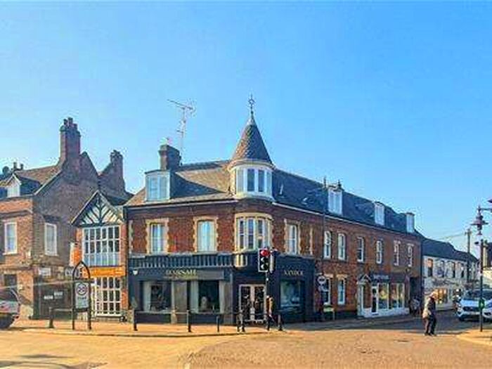 1 Bedroom Flat To Rent In Belvedere Apartments, Hertford, SG14