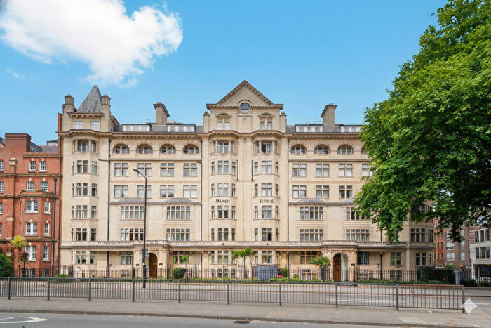 4 Bedroom Flat For Sale In Marylebone Road, London, NW1