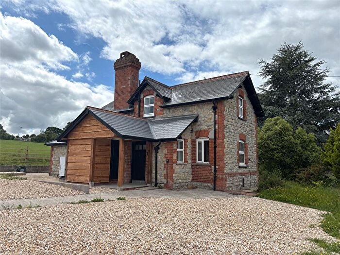 3 Bedroom Detached House To Rent In Curland, Taunton, TA3