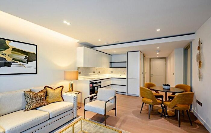 1 Bedroom Flat To Rent In Edgware Road, Paddington And Bayswater, London, W2