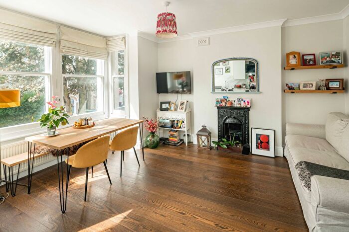 1 Bedroom Flat To Rent In Oakhurst Grove, London, SE22