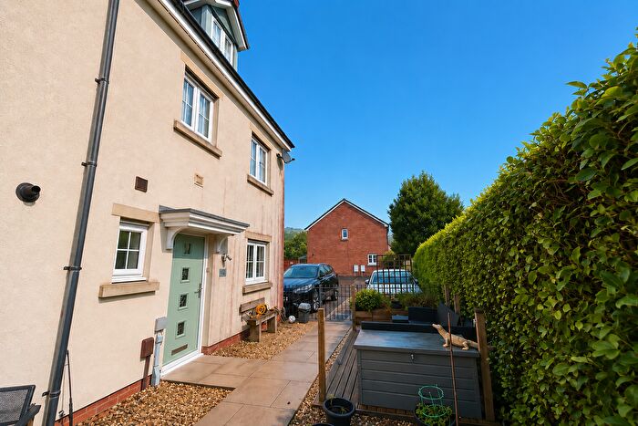 4 Bedroom Town House For Sale In Parc Y Dyffryn, Pontypridd, CF37