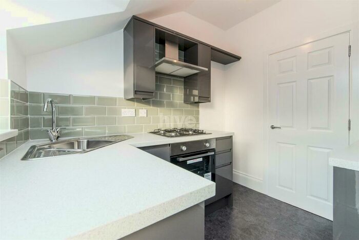 Studio To Rent In St George's Terrace, Jesmond, Newcastle Upon Tyne, NE2