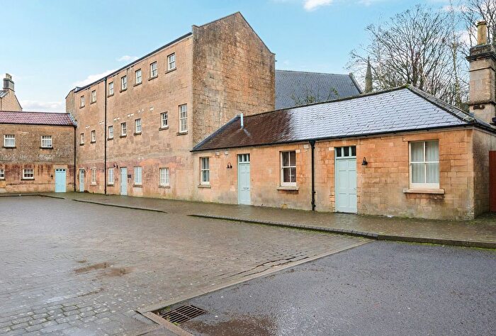 1 Bedroom Flat For Sale In Kempthorne Lane, Bath, Somerset, BA2