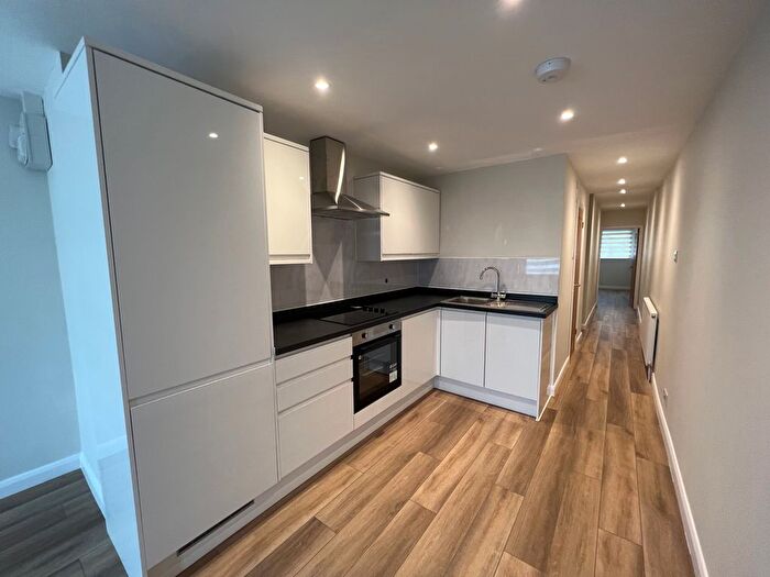 1 Bedroom Flat To Rent In The Ridgeway, Tonbridge, TN10