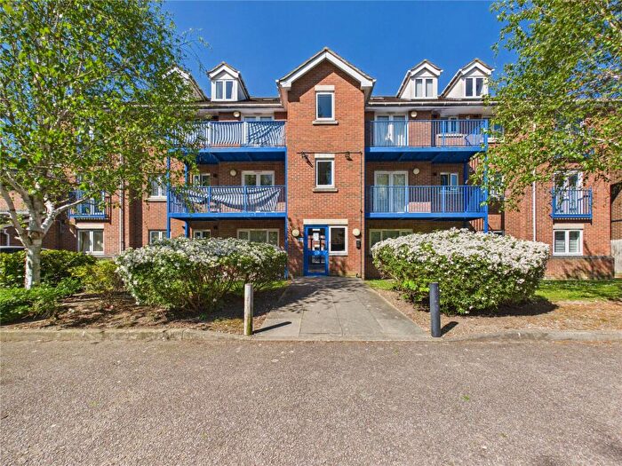 2 Bedroom Apartment For Sale In Bakers Court, North Station Road, Colchester, Essex, CO1