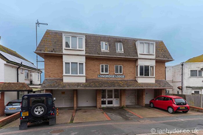 1 Bedroom Flat To Rent In Longridge Lodge, Nutley Avenue, Saltdean, Brighton, BN2