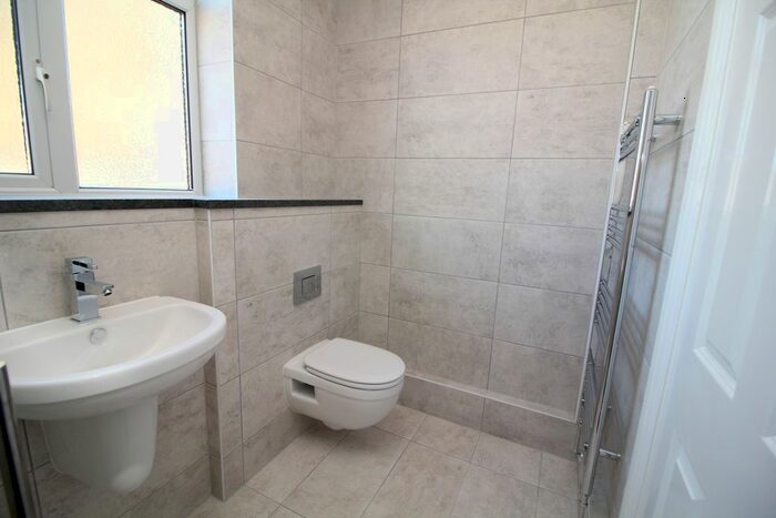 1 Bedroom Flat To Rent In Cliftonville Avenue, Margate, Kent, CT9